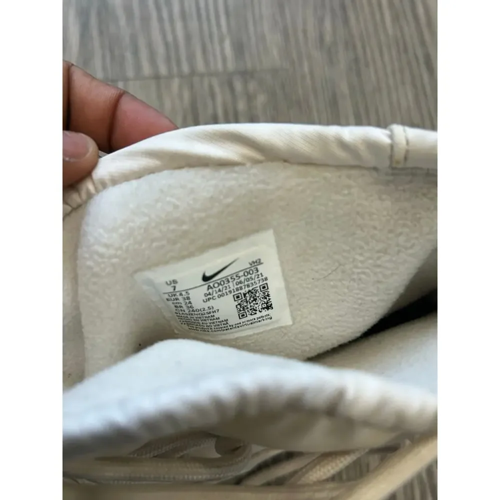 Nike Tanjun High Rise Winter Boots Women Size 7 Phantom Sail White AO0355-003
